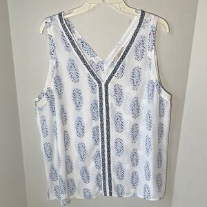 LOFT  Women's Size XL White and Blue Patterned Blouse Sleeveless Tank top